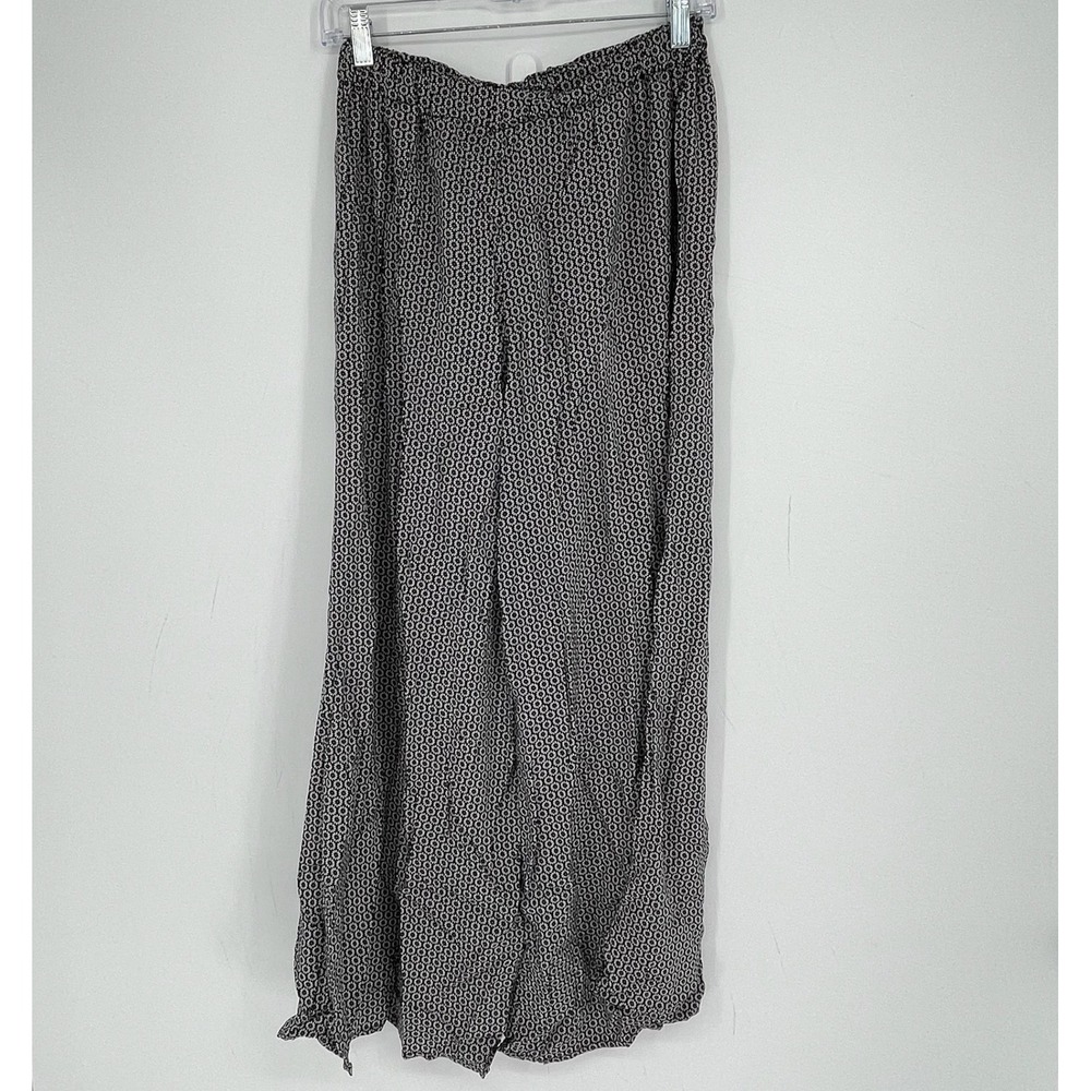 Brandy Melville Women's Black Floral Boho Beachy Wide Leg Culotte Pants One Size